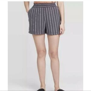 Striped Elastic Shorts
